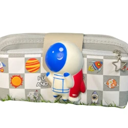 Пенал-книжка Космонавт, белая Пенал-книжка Космонавт, белая