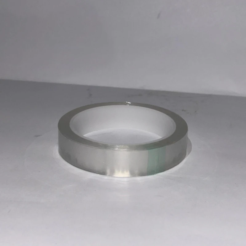 Двусторонняя клейкая лента белая прозрачная 2см Двусторонняя клейкая лента белая прозрачная 2см