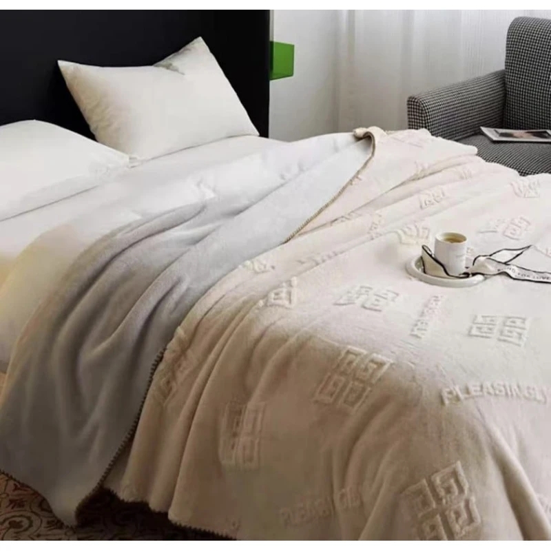 Плед-покрывало MiraNova LQ-014, 210x230 см, бамбук, кремовое