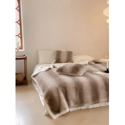 Плед-покрывало MiraNova Chinchilla 453, бежевый, 200x230 см Плед-покрывало MiraNova Chinchilla 453, бежевый, 200x230 см