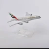 Коллекционная фигурка Emirates Airbus A380, 13.5x15.5x8 см Коллекционная фигурка Emirates Airbus A380, 13.5x15.5x8 см