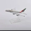 Коллекционная фигурка Emirates Airbus A380, 13.5x15.5x8 см Коллекционная фигурка Emirates Airbus A380, 13.5x15.5x8 см