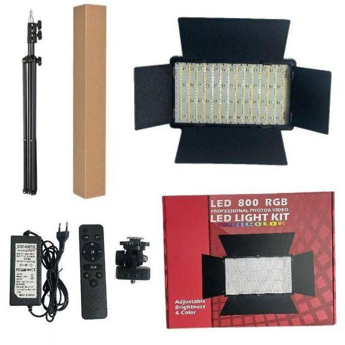 Профессиональный комплект светодиодного освещения для фото и видеосъемки LED 800 RGB Профессиональный комплект светодиодного освещения для фото и видеосъемки LED 800 RGB
