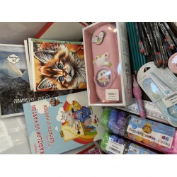 Набор школьных принадлежностей - для девочек Набор школьных принадлежностей - для девочек