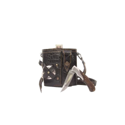 Фляга, кожа, 0.5 л Фляга, кожа, 0.5 л