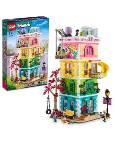 Konstruktor LEGO Friends Xartleyk siti: İctimai mərkəz 41748, 9+ yaş, 1513 hissə.
