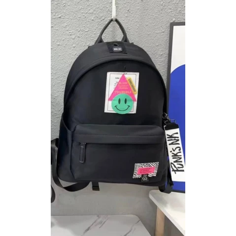 Məktəbli bel çantası FX1049, plaş, qara, 32x42 sm Məktəbli bel çantası FX1049, plaş, qara, 32x42 sm