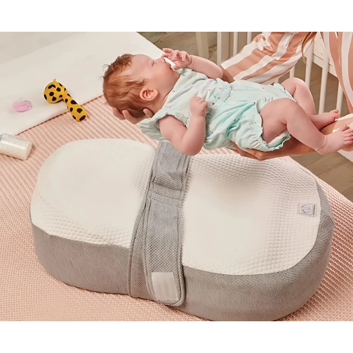 Кокон-гнездышко Yataş Juno, 40x68 см, белое/серое Кокон-гнездышко Yataş Juno, 40x68 см, белое/серое