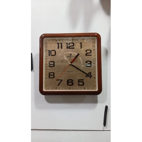 Настенные часы Bayramov Group SS-170, коричневый, 26 см