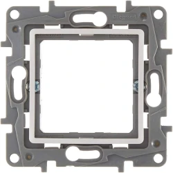 Адаптер для розетки Legrand 767189