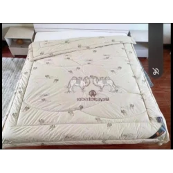 Одеяло из верблюжьей шерсти