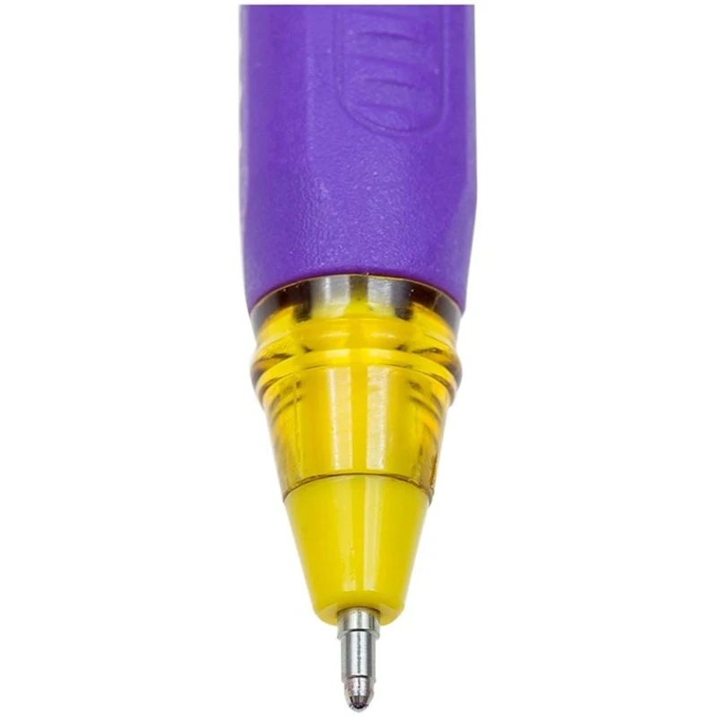 Ручка шариковая Berlingo Triangle 110 Color 0.7 мм, синяя, товар в ассортименте Ручка шариковая Berlingo Triangle 110 Color 0.7 мм, синяя, товар в ассортименте