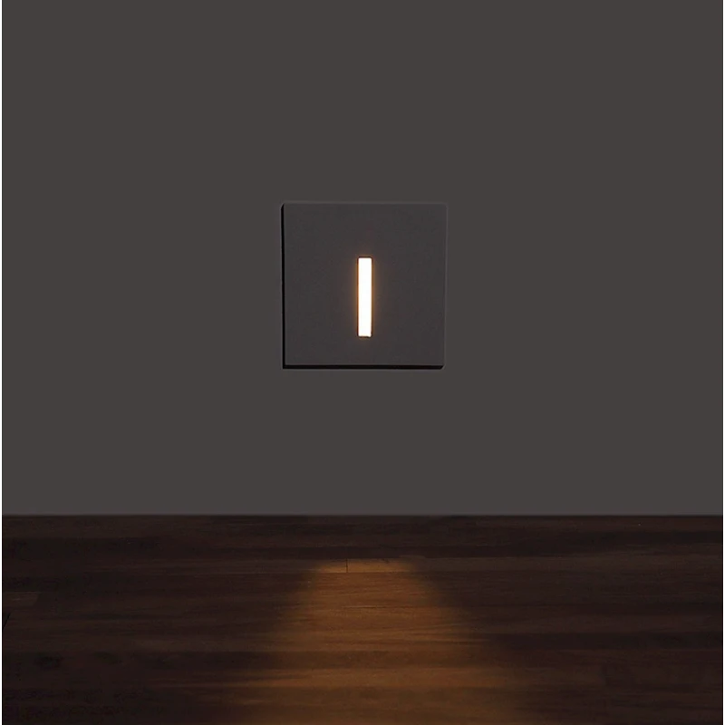 Настенный светильник Lustore Multi Square Slide WT, 4.5x8.3x8.3 см, белый Настенный светильник Lustore Multi Square Slide WT, 4.5x8.3x8.3 см, белый