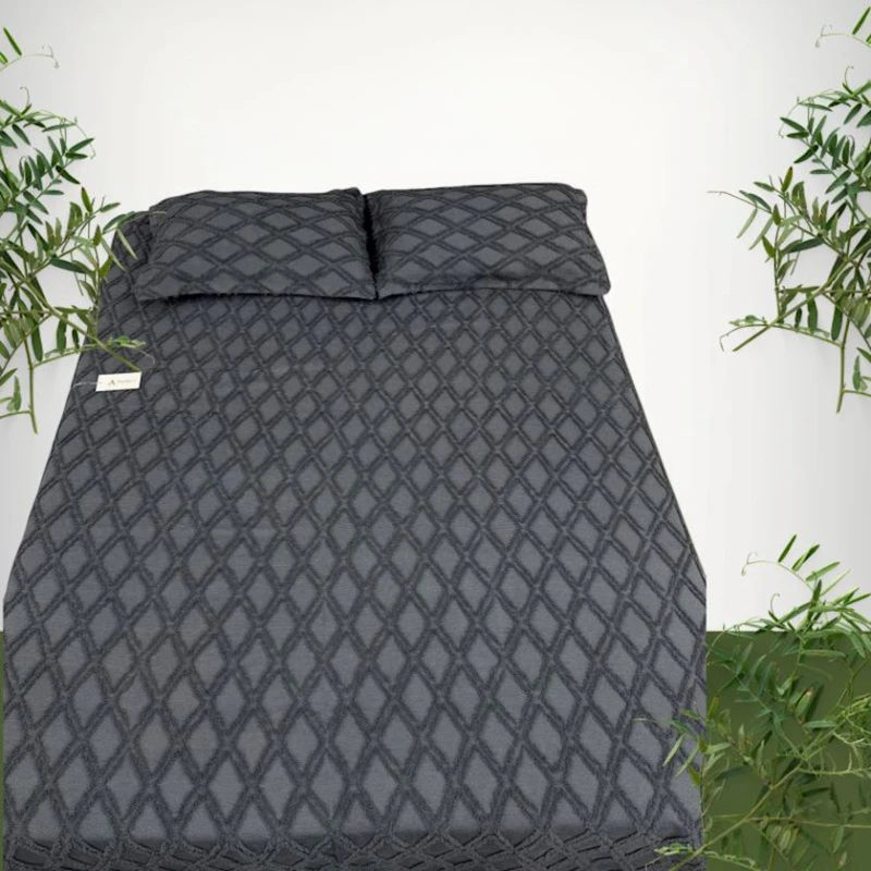 Набор с наволочками Narlı 000795, покрывало 240x260 см, наволочки 2 шт x 50х70 см, двуспальный, черный