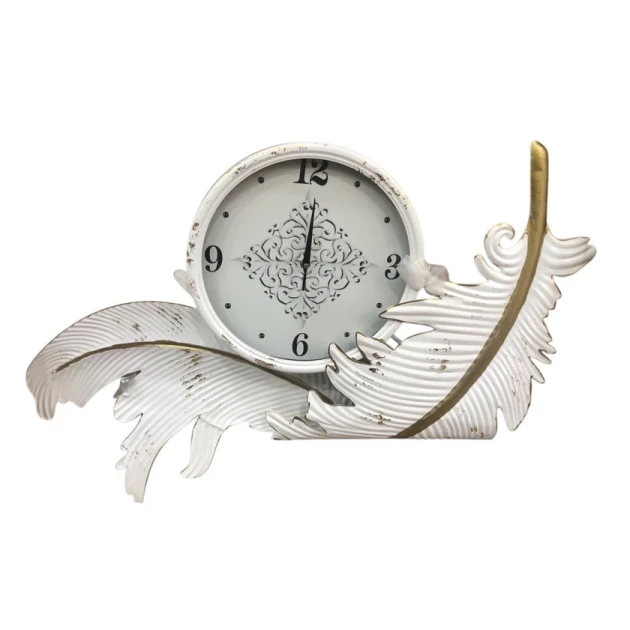 Böyük yarpaq dekorasiyalı divar saatı. Ağ rəngdə Böyük yarpaq dekorasiyalı divar saatı. Ağ rəngdə