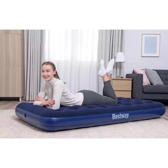 Надувной матрас Bestway 67001 BW, ПВХ, синий, 99х188х22см, до 150кг Надувной матрас Bestway 67001 BW, ПВХ, синий, 99х188х22см, до 150кг