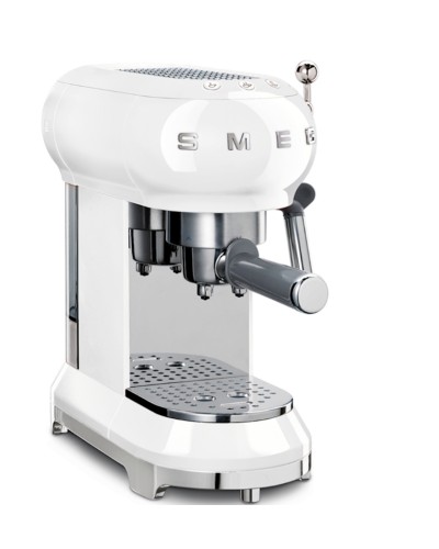 Qəhvə maşını Smeg ECF 01 WHEU