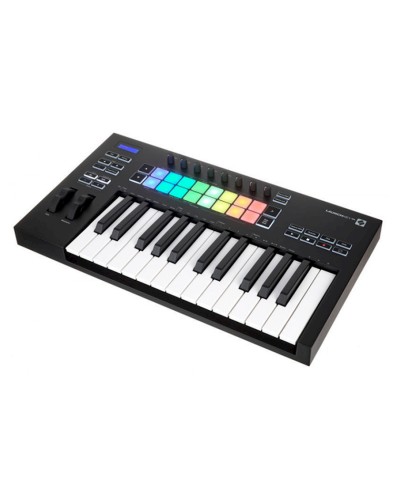 MIDI-klaviatura Novation Launchkey 25 MK3