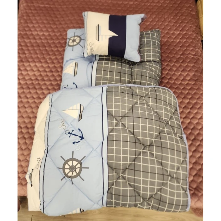 Комплект детского постельного белья MiraNova FS-217, матрас 70х120 см, одеяло 100х150 см, подушка 30х40 см, бамбук, разноцветный Комплект детского постельного белья MiraNova FS-217, матрас 70х120 см, одеяло 100х150 см, подушка 30х40 см, бамбук, разноцветный