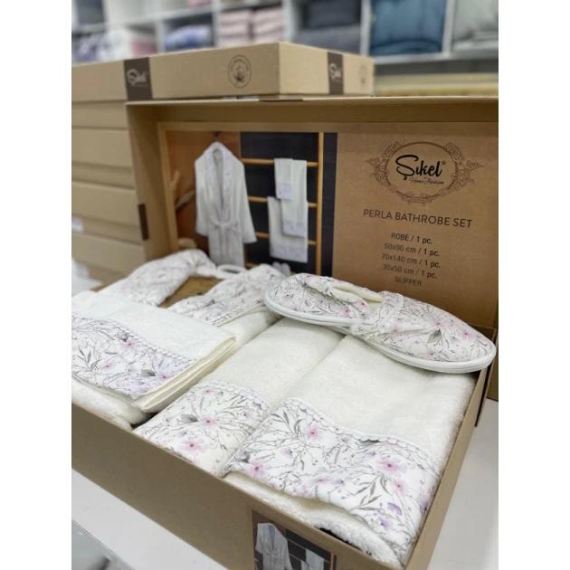 Банный набор MiraNova FS-629 (халат + банное полотенце 70x140 см + полотенце для рук 50x90 см + полотенце для рук 30x50 см + шлепанцы), хлопок, белый Банный набор MiraNova FS-629 (халат + банное полотенце 70x140 см + полотенце для рук 50x90 см + полотенце для рук 30x50 см + шлепанцы), хлопок, белый