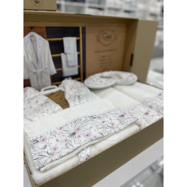 Банный набор MiraNova FS-629 (халат + банное полотенце 70x140 см + полотенце для рук 50x90 см + полотенце для рук 30x50 см + шлепанцы), хлопок, белый Банный набор MiraNova FS-629 (халат + банное полотенце 70x140 см + полотенце для рук 50x90 см + полотенце для рук 30x50 см + шлепанцы), хлопок, белый