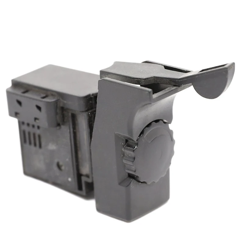 Кнопочный переключатель Vigex TM.17513 910 Вт, черный