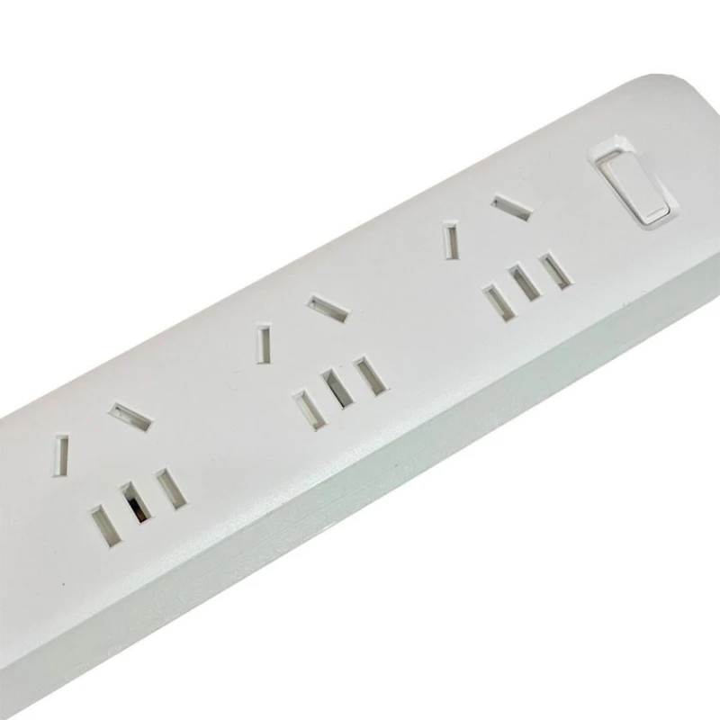 Удлинитель Xiaomi BHR6859CN 1.8 м, 3-розеточный Удлинитель Xiaomi BHR6859CN 1.8 м, 3-розеточный