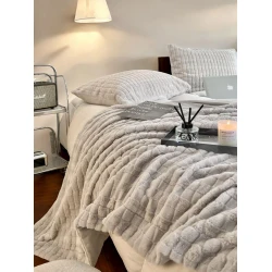 Набор с наволочками Luxe Cotton 000736, двуспальный, покрывало 230х250 см, наволочка 50х70 см 2 шт, светло-серый