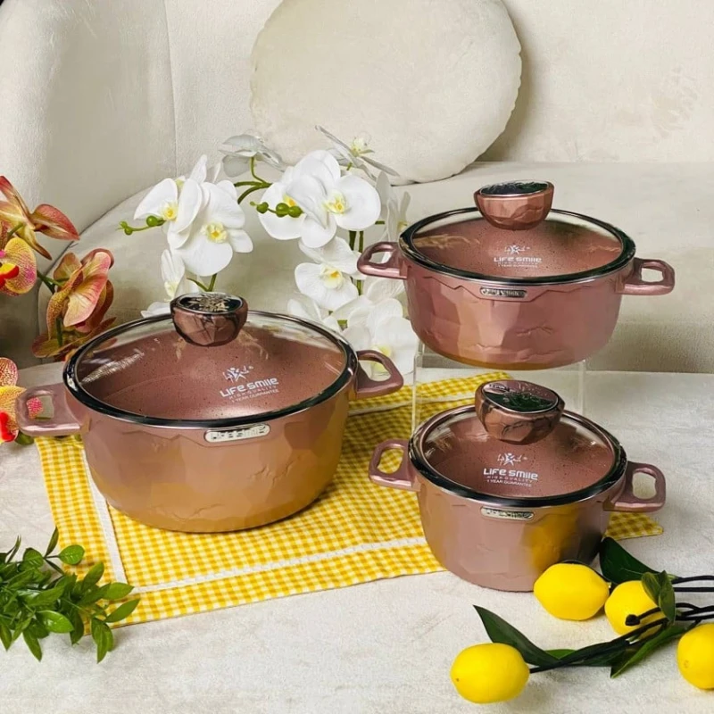 Набор кастрюль Life Smile LF-SM-004, бронзовый, 3 предмета Набор кастрюль Life Smile LF-SM-004, бронзовый, 3 предмета