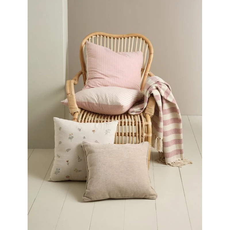 Декоративная подушка JYSK AgertIidsel, 45×45 см, бежевый Декоративная подушка JYSK AgertIidsel, 45×45 см, бежевый