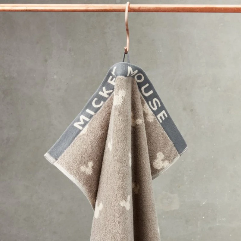 Полотенце детское JYSK Harry Potter, унисекс, 70x140 см, хлопок/велюр, серое Полотенце детское JYSK Harry Potter, унисекс, 70x140 см, хлопок/велюр, серое