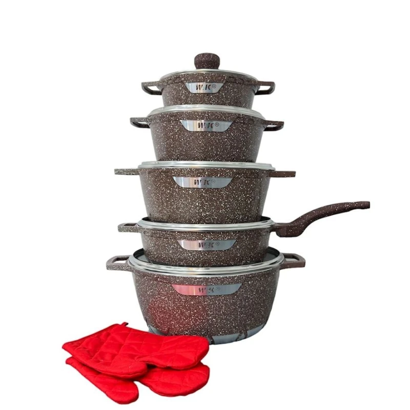 Набор посуды для готовки W.K: 4 шт кастрюли 20/24/28/32 см, 1 шт сковорода 28 см, 2 пары перчаток, коричневый Набор посуды для готовки W.K: 4 шт кастрюли 20/24/28/32 см, 1 шт сковорода 28 см, 2 пары перчаток, коричневый