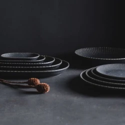 Тарелка глубокая ID-Fine Reckless Valle, фарфор, серая, 770 мл, 22 см