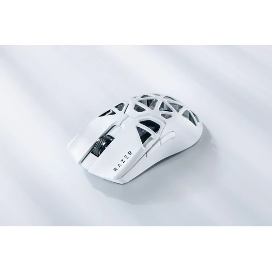 Мышь Razer Viper Mini Signature Edition White (RZ01-04410300-R3M1) Мышь Razer Viper Mini Signature Edition White (RZ01-04410300-R3M1)