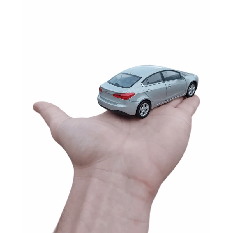 Машинка Kia Cerato, 11.5x4x3 см, серебристая