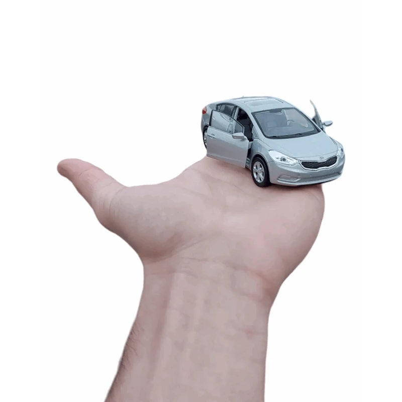 Машинка Kia Cerato, 11.5x4x3 см, серебристая