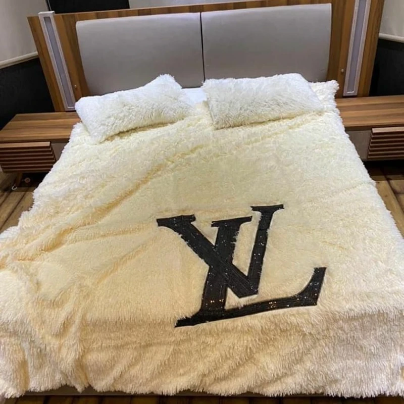 Комплект постельного белья MiraNova SF-456, белый Комплект постельного белья MiraNova SF-456, белый