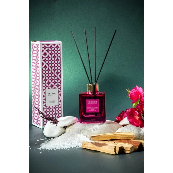 Ароматический диффузор The Groove Sakura Blossom SOU.10.101.200, 200 мл, товар в ассортименте Ароматический диффузор The Groove Sakura Blossom SOU.10.101.200, 200 мл, товар в ассортименте