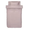 Комплект постельного белья JYSK Ellen, пододеяльник 140x200, простыня 150x250, наволочка 50x70, полутораспальный, хлопок, фиолетовый Комплект постельного белья JYSK Ellen, пододеяльник 140x200, простыня 150x250, наволочка 50x70, полутораспальный, хлопок, фиолетовый