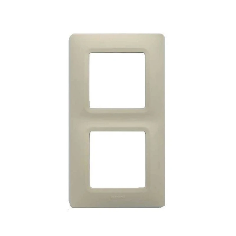 Рамка для розетки Legrand 767342