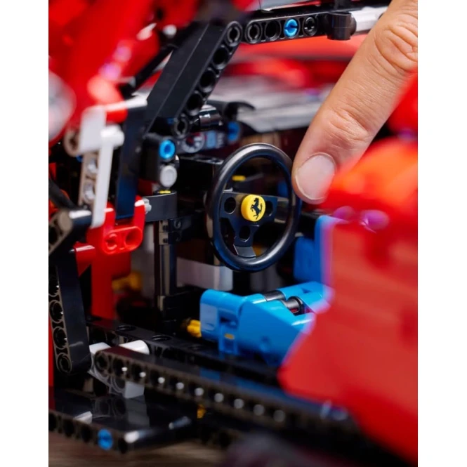 Конструктор LEGO Technic Ferrari Daytona SP3 42143, 3778 детали, от 18 лет