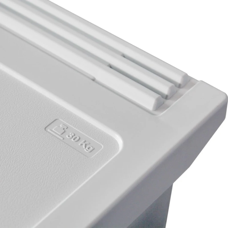 Холодильник Biryusa 124 Холодильник Biryusa 124