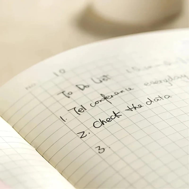 Блокнот Deli N135G, A5, 80 листов, оранжевый Блокнот Deli N135G, A5, 80 листов, оранжевый