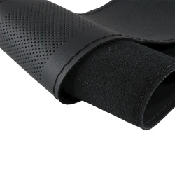 Оплетка на руль Hand Sewing-L015, черный, 20х13х5 см Оплетка на руль Hand Sewing-L015, черный, 20х13х5 см