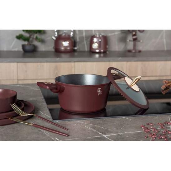 Набор кастрюль и сковородок Berlinger Haus Leonardo Collection BH-8050, 10 предметов, алюминий, трехслойное антипригарное титановое покрытие, бордовый Набор кастрюль и сковородок Berlinger Haus Leonardo Collection BH-8050, 10 предметов, алюминий, трехслойное антипригарное титановое покрытие, бордовый