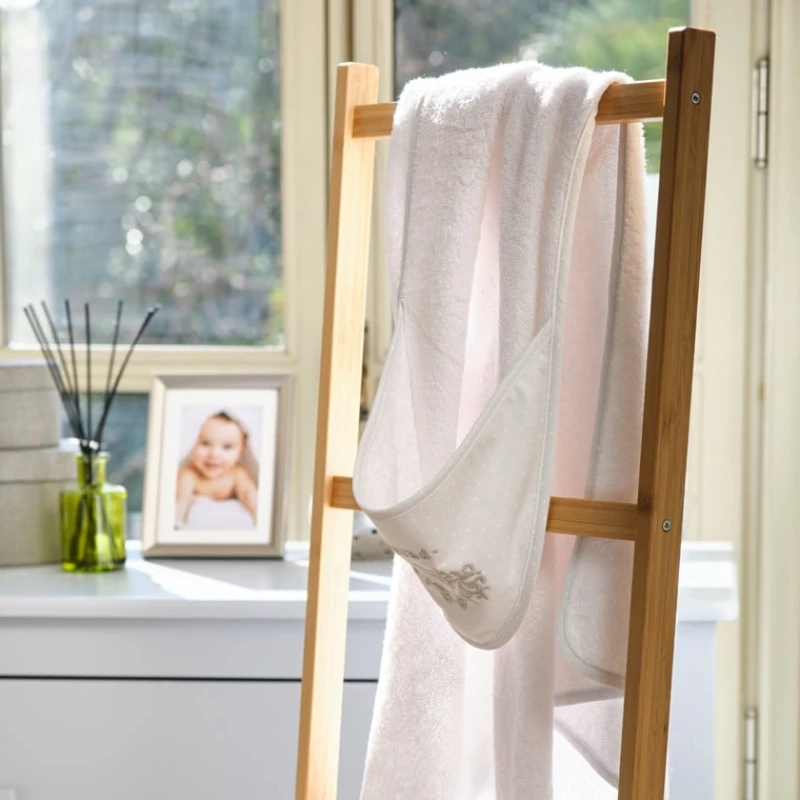 Детское банное полотенце Funnababy Prince, хлопок, голубое, 90х90 см Детское банное полотенце Funnababy Prince, хлопок, голубое, 90х90 см