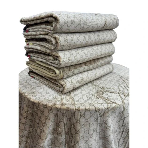 Örtük MiraNova, ipək/bambuk, bej, birnəfərlik, 160x230 sm Örtük MiraNova, ipək/bambuk, bej, birnəfərlik, 160x230 sm