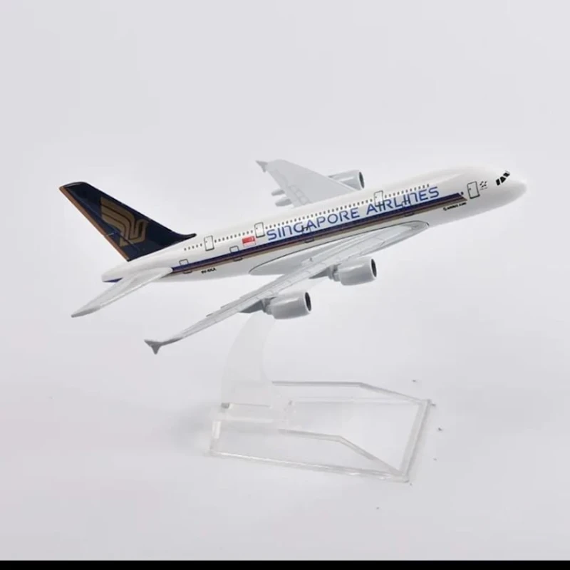 Kolleksiya fiquru Singapore Airlines Airbus A380, 13.5x15x8 sm