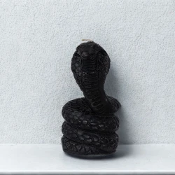 Свеча Ritual_555637 Черная Кобра, пчелиный воск Свеча Ritual_555637 Черная Кобра, пчелиный воск