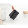 Мусорное ведро Brabantia Bo, 24.2x31.7x20.7 см, металл, 7 л, черное Мусорное ведро Brabantia Bo, 24.2x31.7x20.7 см, металл, 7 л, черное